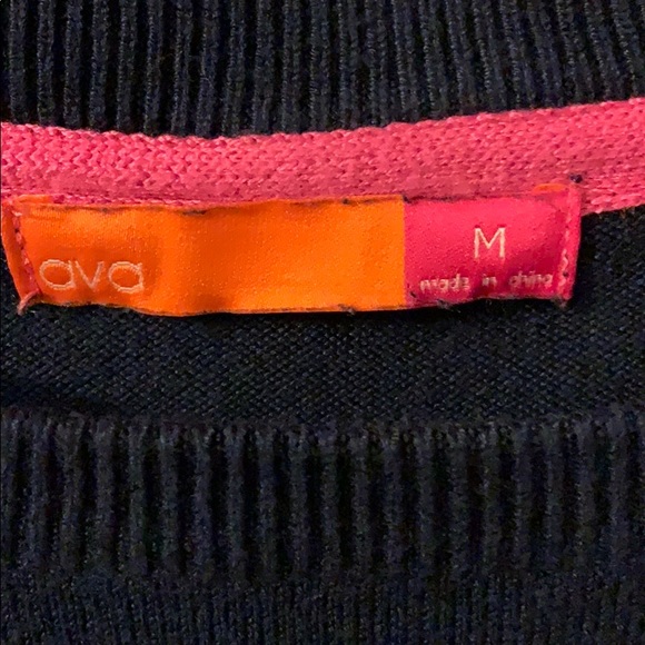 Medium embroidered sweater - Picture 2 of 3